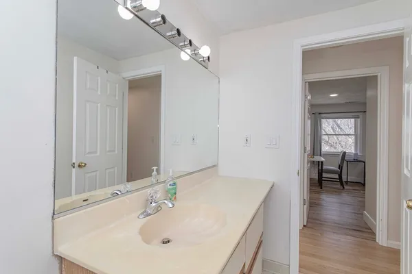 $525,000 | 1210 VFW Parkway, Unit 11, Boston, MA 02132