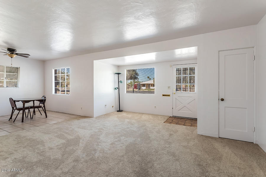 2033 West Osborn Road Phoenix, AZ 85015 - Photo 3 of 8 2033 W Osborn-3