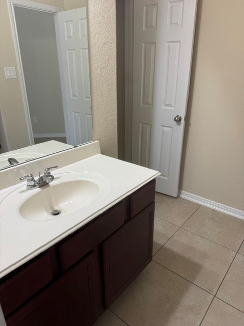 2529 Magnolia Fair Way Spring, TX 77386 - Photo 15 of 32 Second bathroom