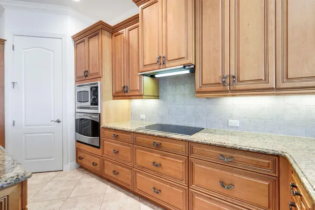 $2,150,000 | 864 Magnolia Court, Marco Island, FL 34145