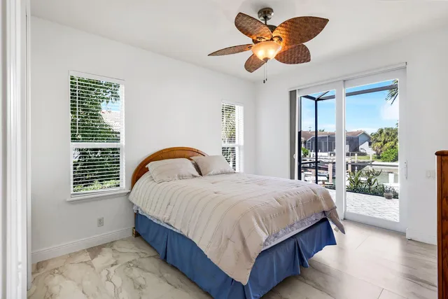 $2,150,000 | 864 Magnolia Court, Marco Island, FL 34145