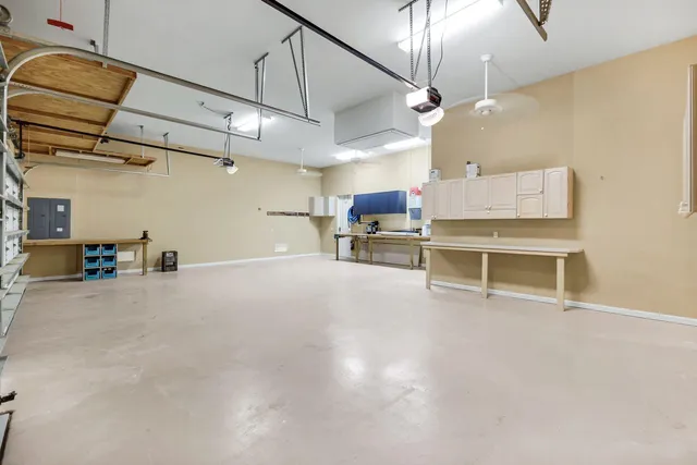 $2,150,000 | 864 Magnolia Court, Marco Island, FL 34145