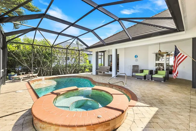 $2,150,000 | 864 Magnolia Court, Marco Island, FL 34145