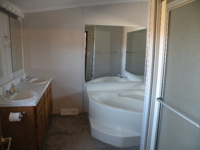 6276 Krouse Road Ovid, MI 48866 - Photo 13 of 28 31400002-12.JPG