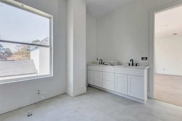 $1,100,000 | 8115 Cedar Brush Circle, Spring, TX 77379