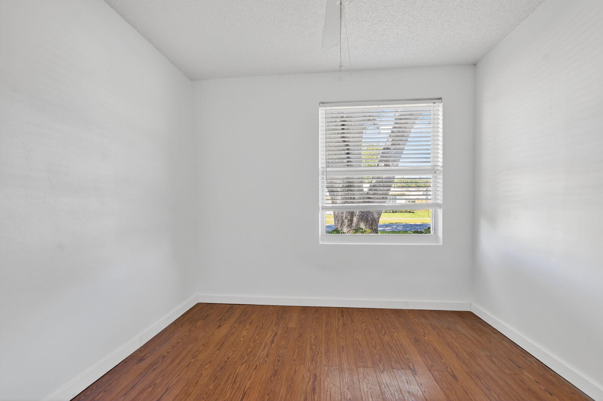 19486 Delaware Circle Boca Raton, FL 33434 - Photo 30 of 46 23-web-or-mls-DSC_9764