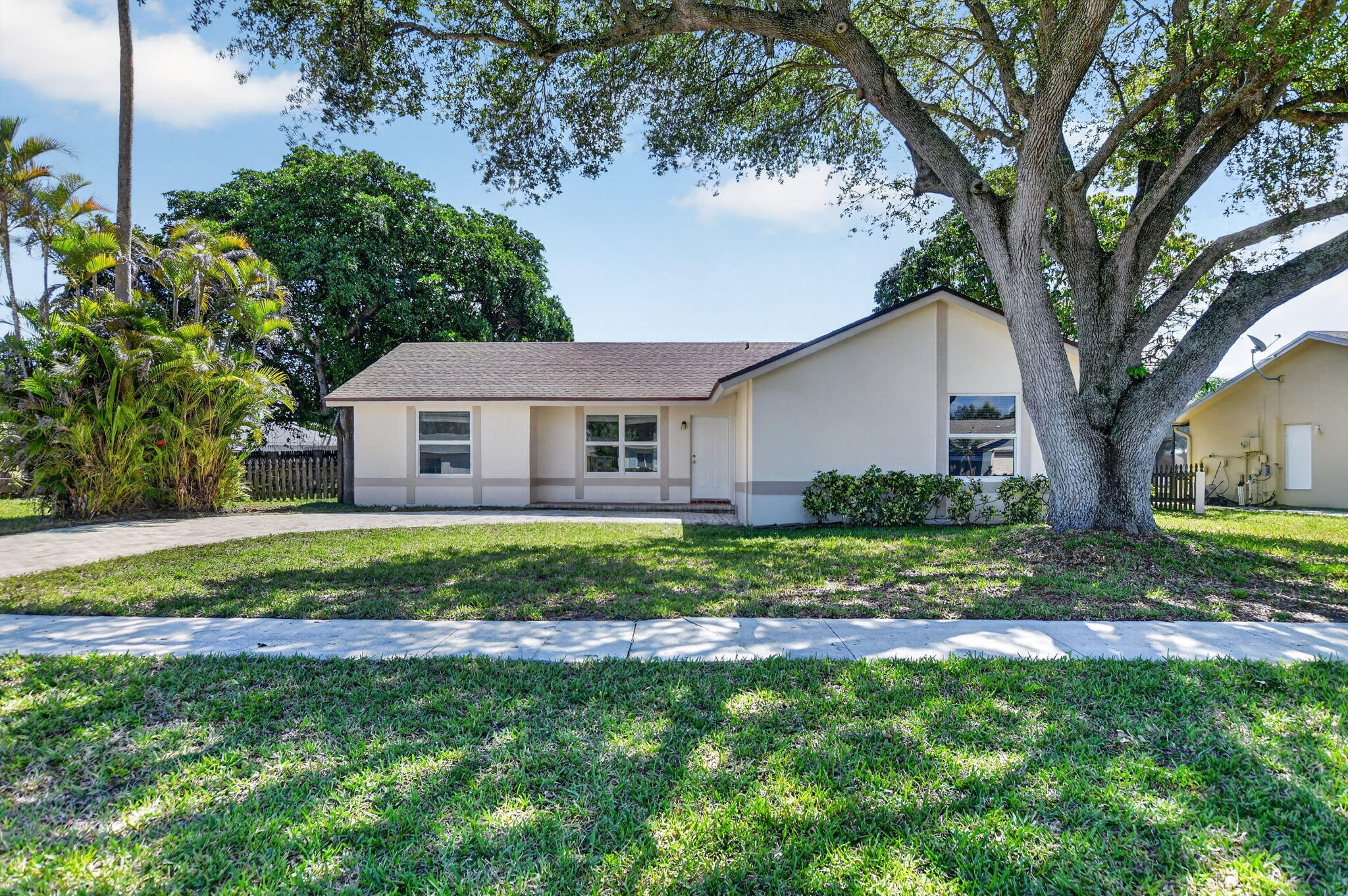 19486 Delaware Circle Boca Raton, FL 33434 - Photo 36 of 46 2-web-or-mls-DSC_9659-741