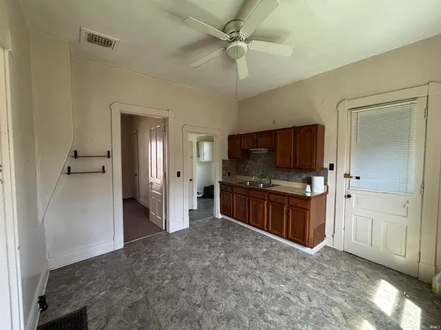 $84,000 | 613 South Main Street, Winchester, IN 47394