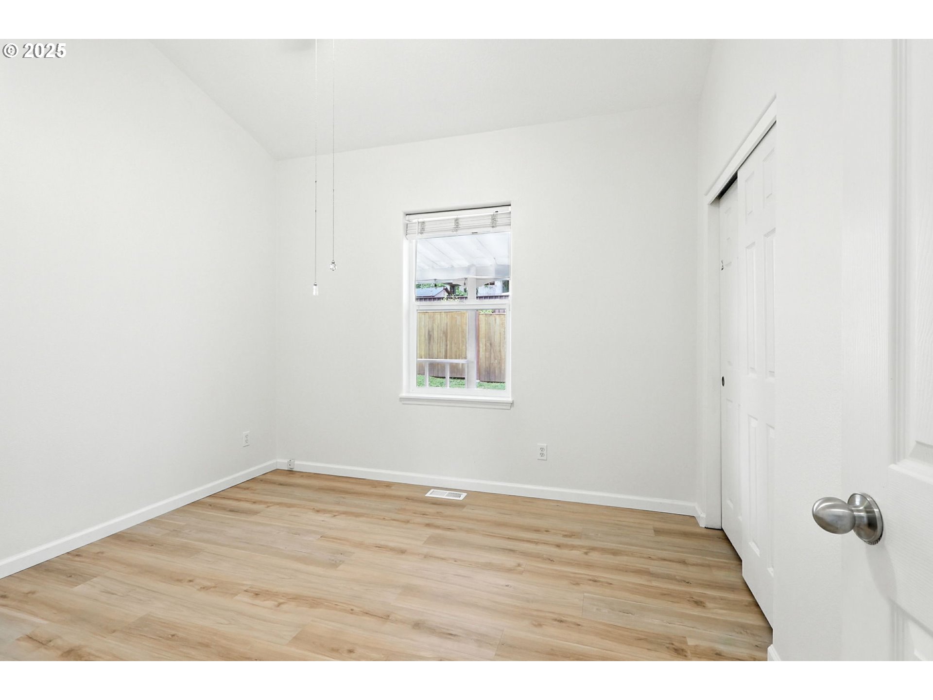59673 Oak Ridge Street St. Helens, OR 97051 - Photo 11 of 34 Bedroom
