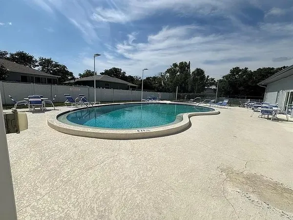 $159,900 | 10800 US Highway 19 North, Unit 237, Pinellas Park, FL 33782
