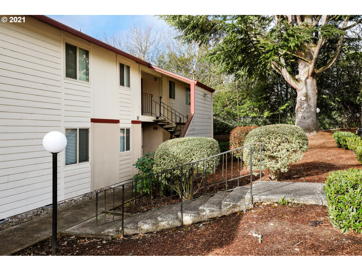 12616 Northwest Barnes Road, Unit 8 Portland, OR 97229 - Photo 2 of 30 Gallery Image 2