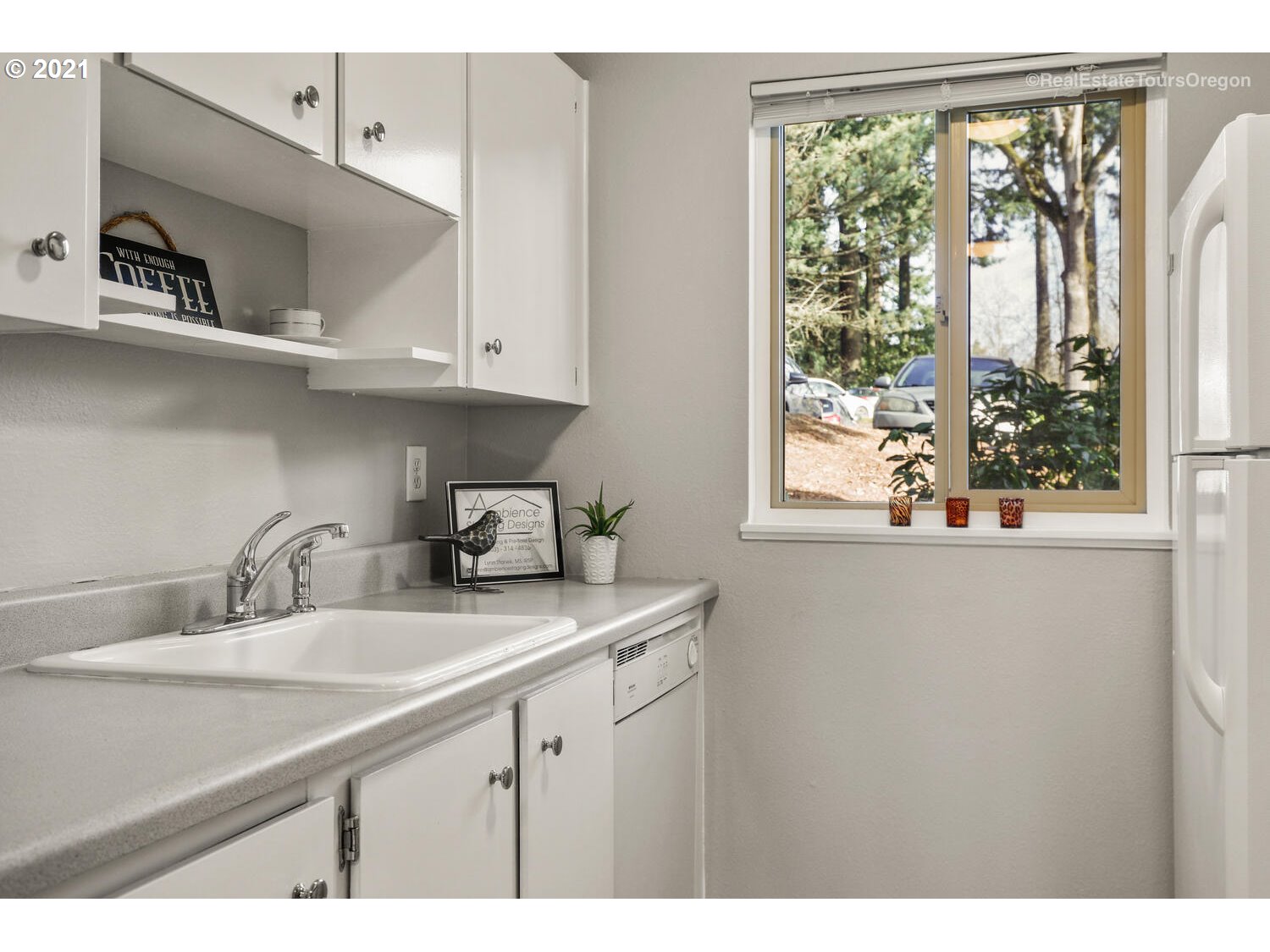 12616 Northwest Barnes Road, Unit 8 Portland, OR 97229 - Photo 16 of 30 Gallery Image 16