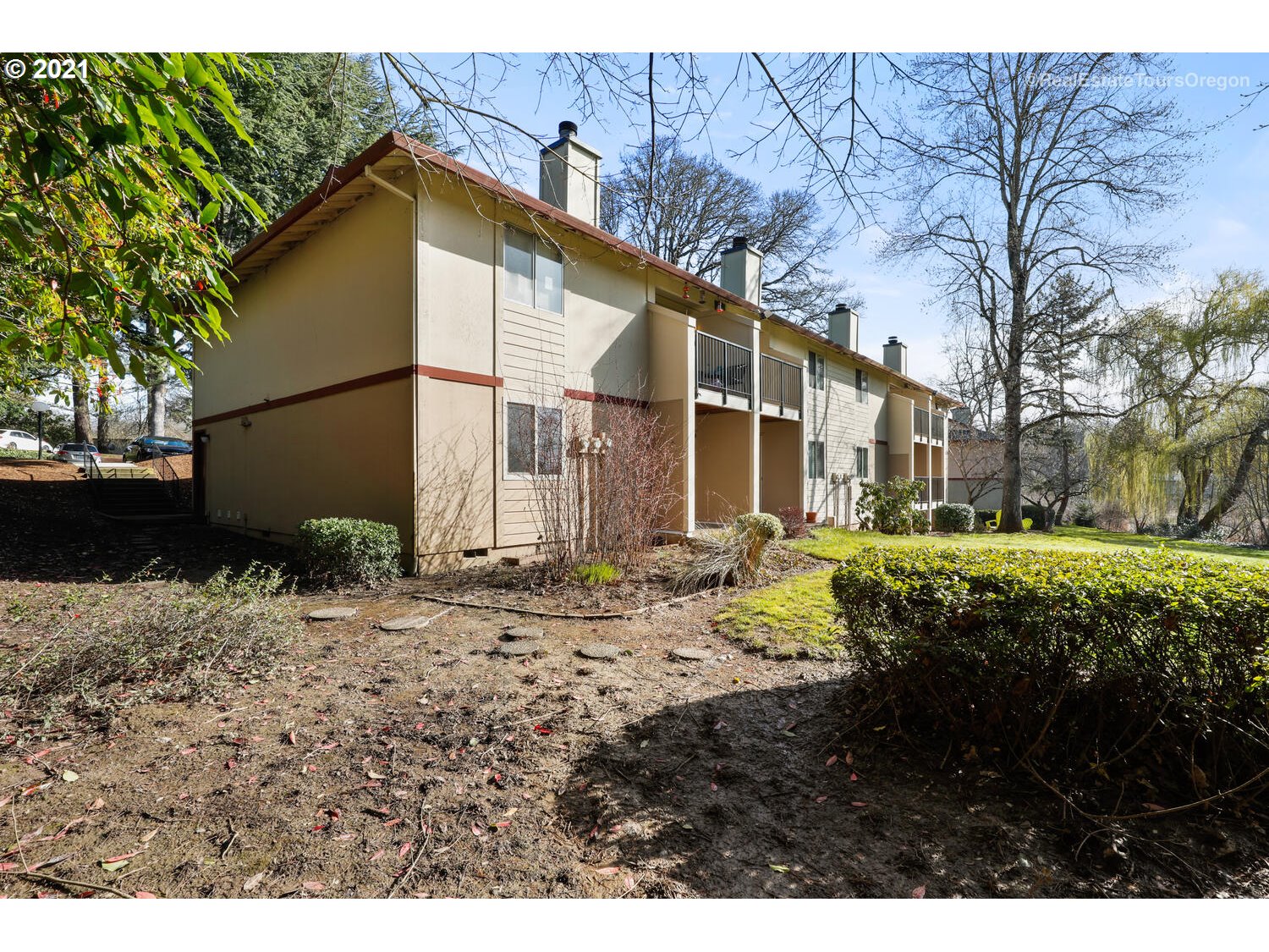 12616 Northwest Barnes Road, Unit 8 Portland, OR 97229 - Photo 23 of 30 Gallery Image 23