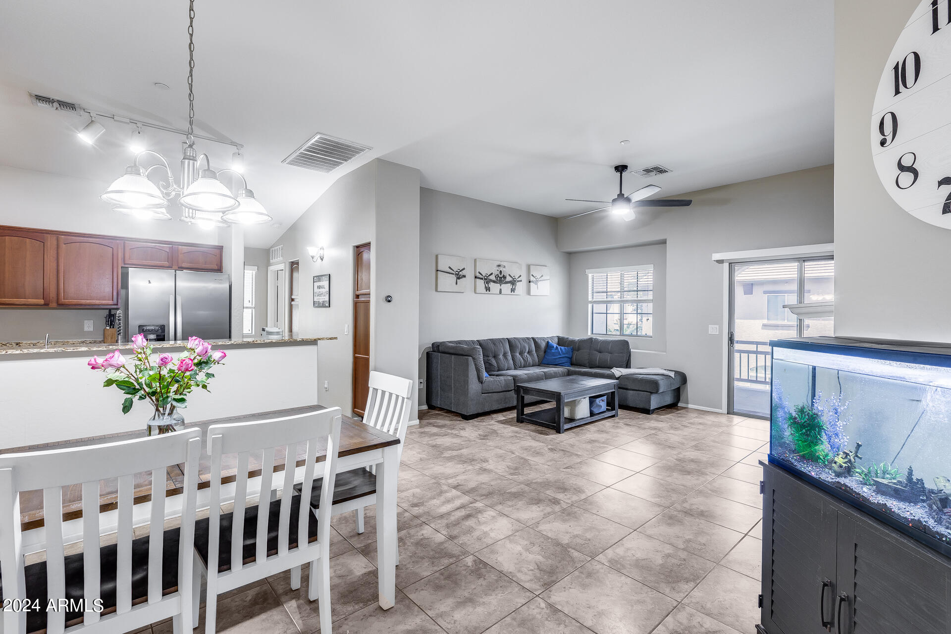 2725 East Mine Creek Road, Unit 2162 Phoenix, AZ 85024 - Photo 9 of 33