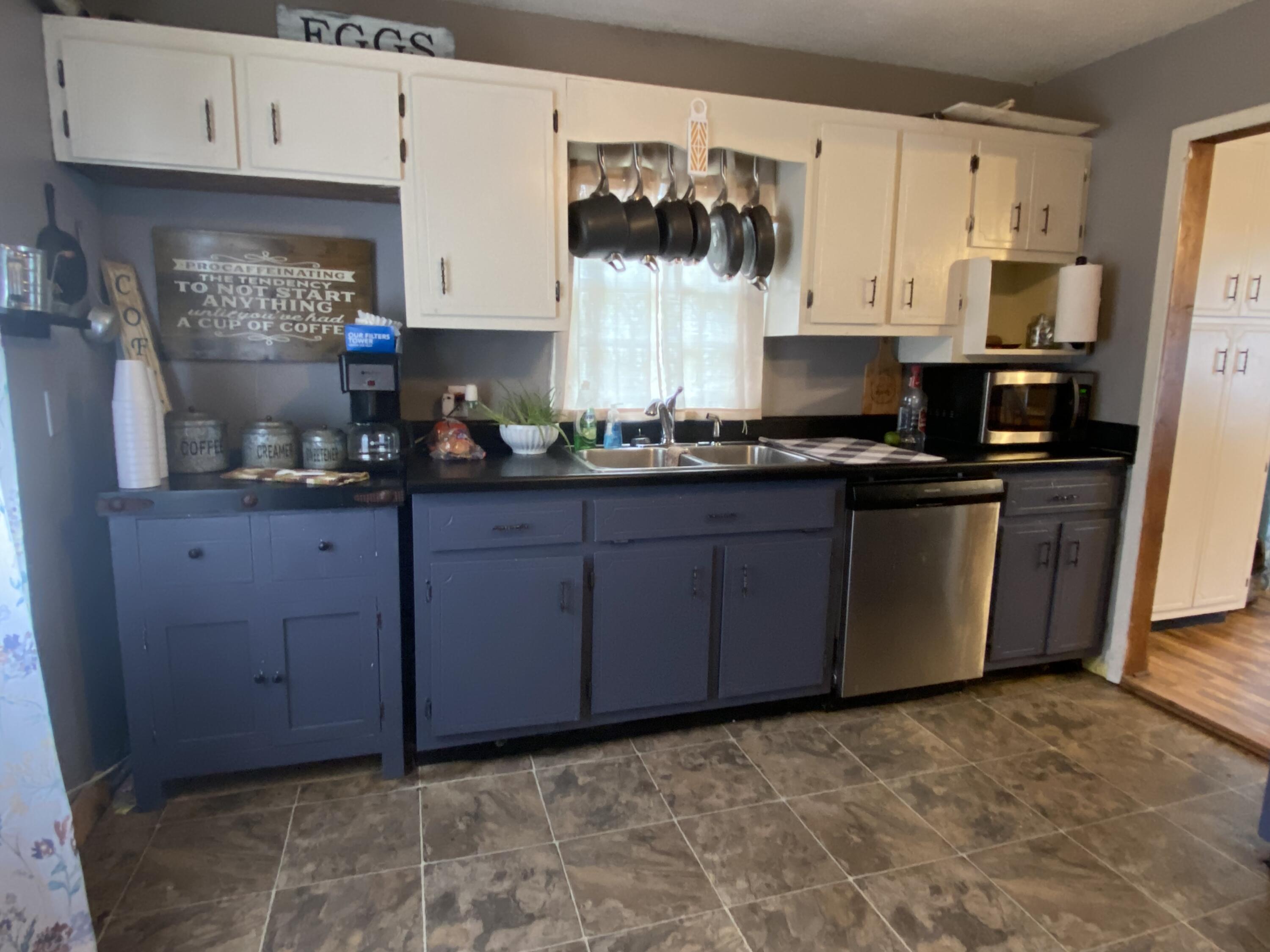 4250 Highway 11 Rising Fawn, GA 30738 - Photo 5 of 23 DF8EE985-8836-469E-8B95-AFE709E9E055
