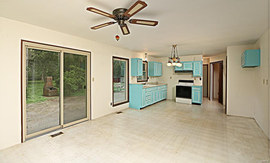 13924 Klaus Lake Road Highland, IL 62249 - Photo 19 of 55