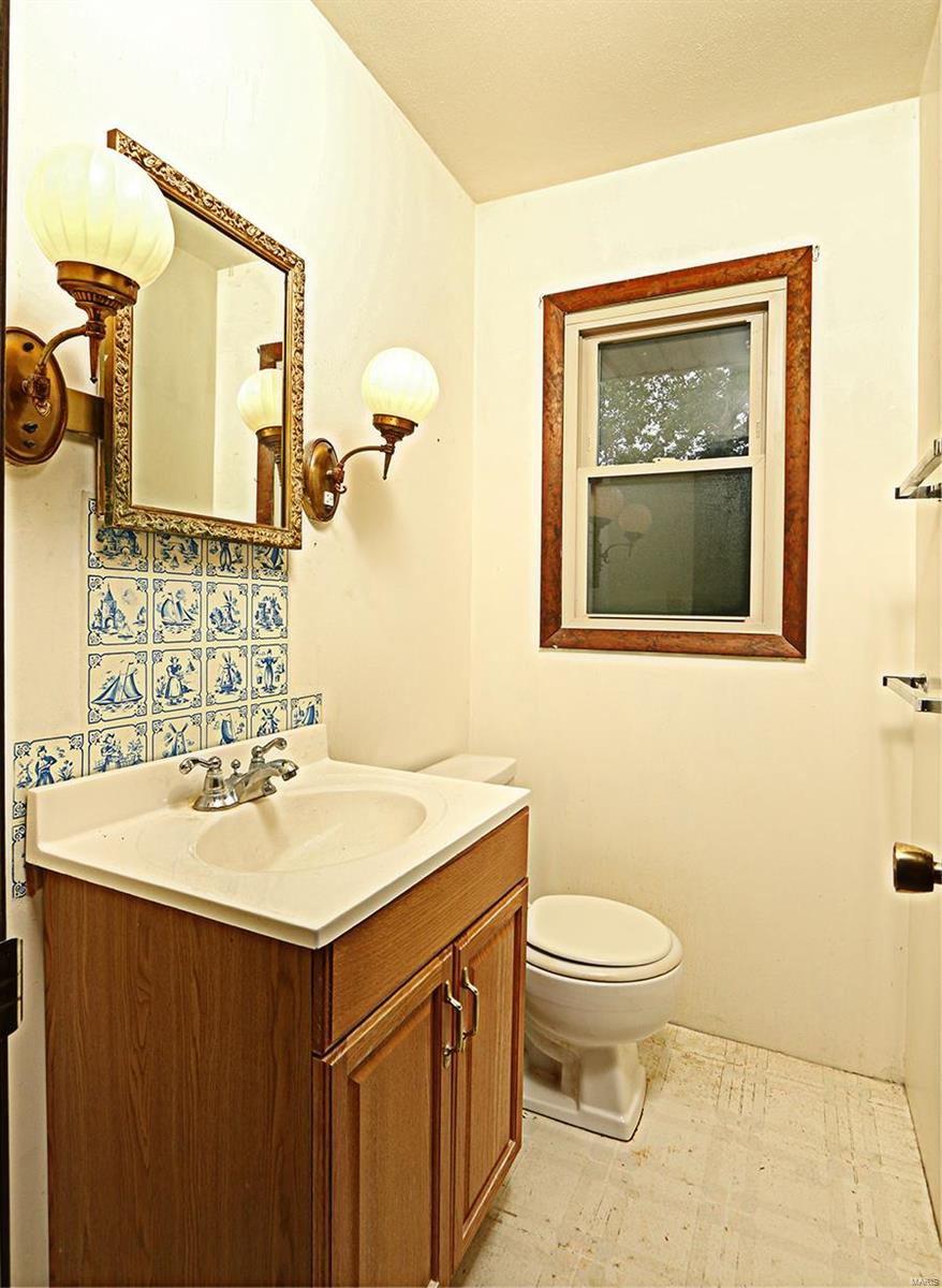 13924 Klaus Lake Road Highland, IL 62249 - Photo 20 of 55