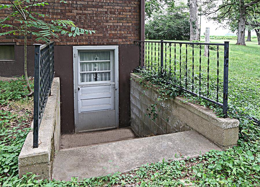 13924 Klaus Lake Road Highland, IL 62249 - Photo 36 of 55