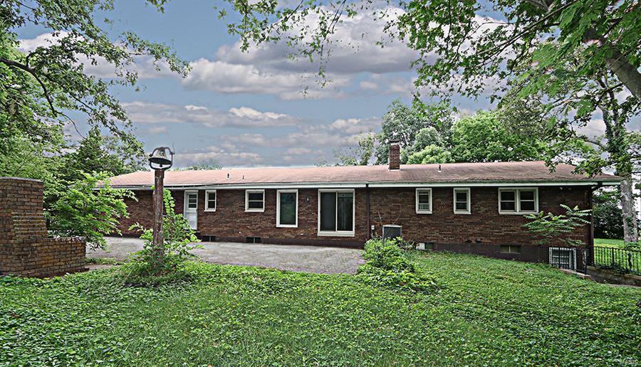 13924 Klaus Lake Road Highland, IL 62249 - Photo 43 of 55