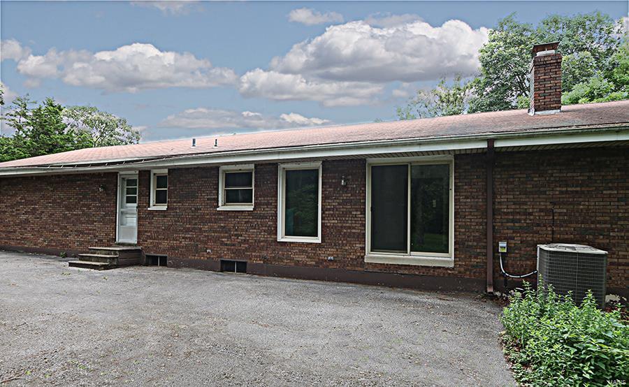 13924 Klaus Lake Road Highland, IL 62249 - Photo 44 of 55