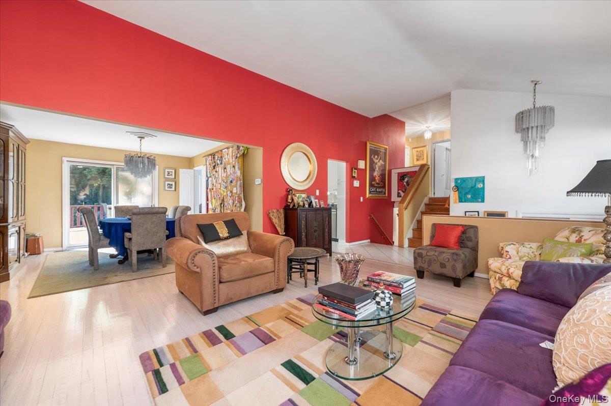 239 Hungry Harbor Road Valley Stream, NY 11581 - Photo 4 of 29