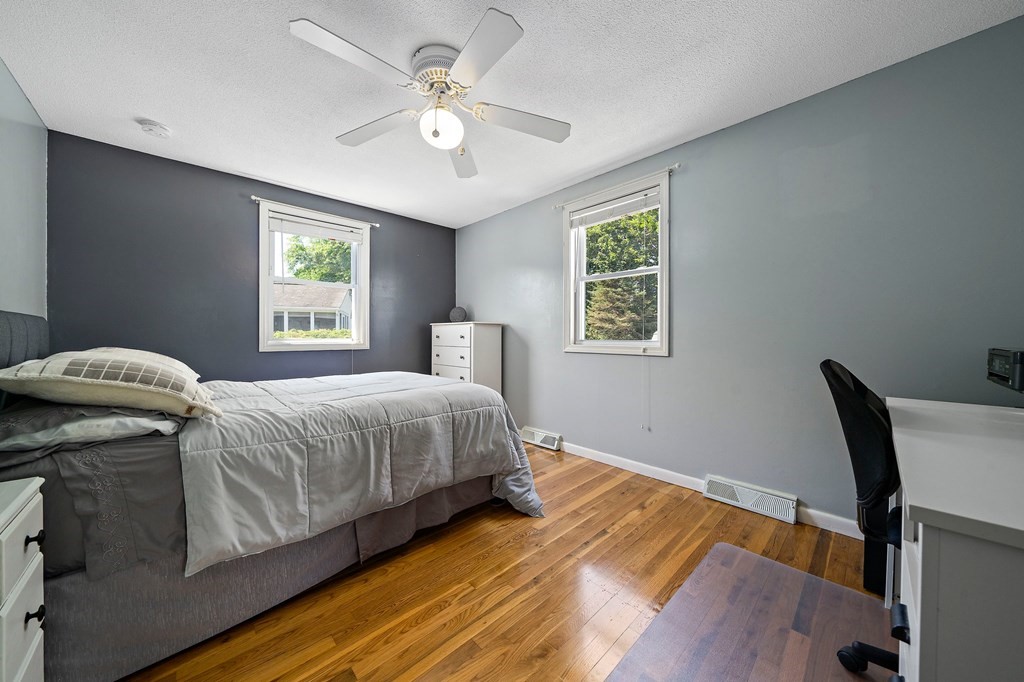 125 Plymouth Road Bellingham, MA 02019 - Photo 16 of 29 Gallery Image 16