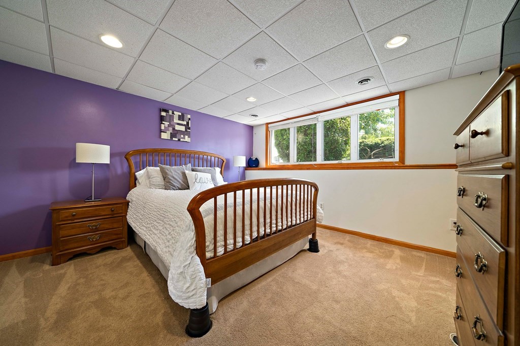 125 Plymouth Road Bellingham, MA 02019 - Photo 22 of 29 Gallery Image 22