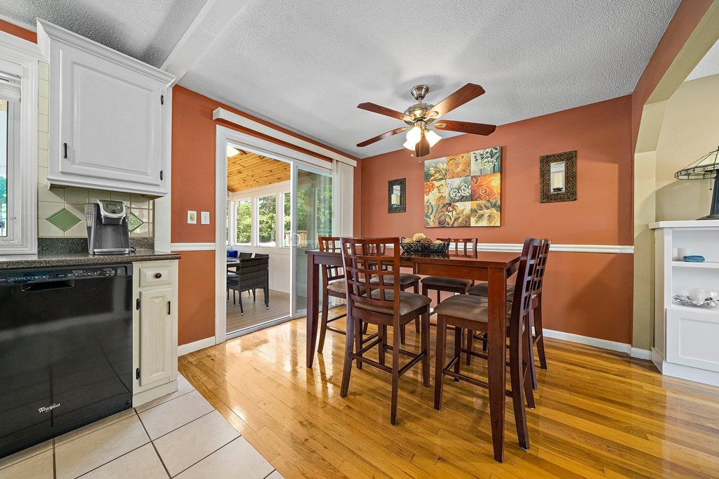125 Plymouth Road Bellingham, MA 02019 - Photo 8 of 29 Gallery Image 8
