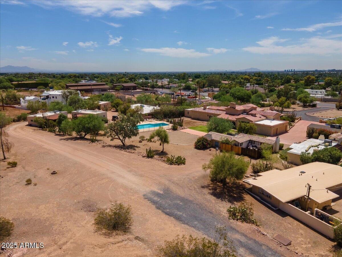 5702 East Camelback Road, Unit MEXICAN Phoenix, AZ 85251 - Photo 43 of 45 an aerial view of multiple house