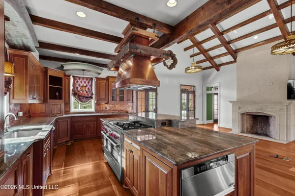 $2,300,000 | 4028 Old Canton Road, Jackson, MS 39216