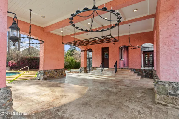 $2,300,000 | 4028 Old Canton Road, Jackson, MS 39216