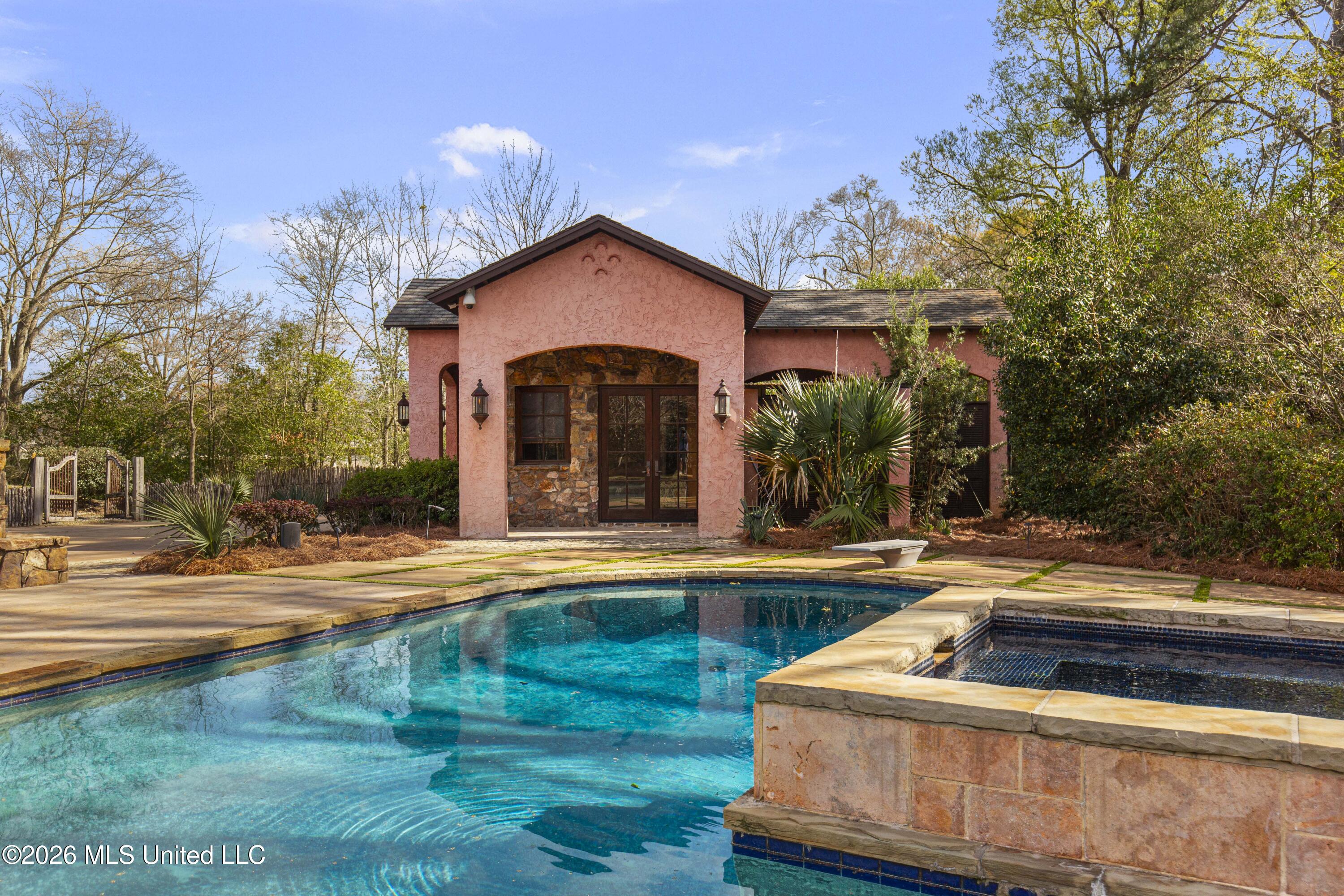 4028 Old Canton Road Jackson, MS 39216 - Photo 7 of 66 4028 Old Canton-41