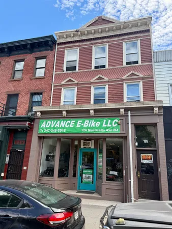 $2,800 | 126 Monticello Avenue, Unit 2, Jersey City, NJ 07304