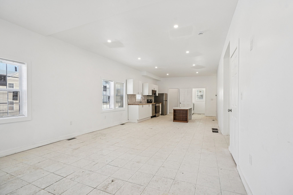 79-81 Bemis Road, Unit 1 Fitchburg, MA 01420 - Photo 15 of 21