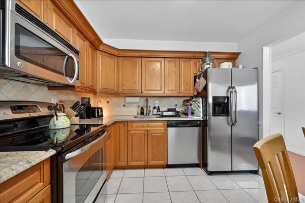 $455,000 | 83 Buckingham Court, Pomona, NY 10970