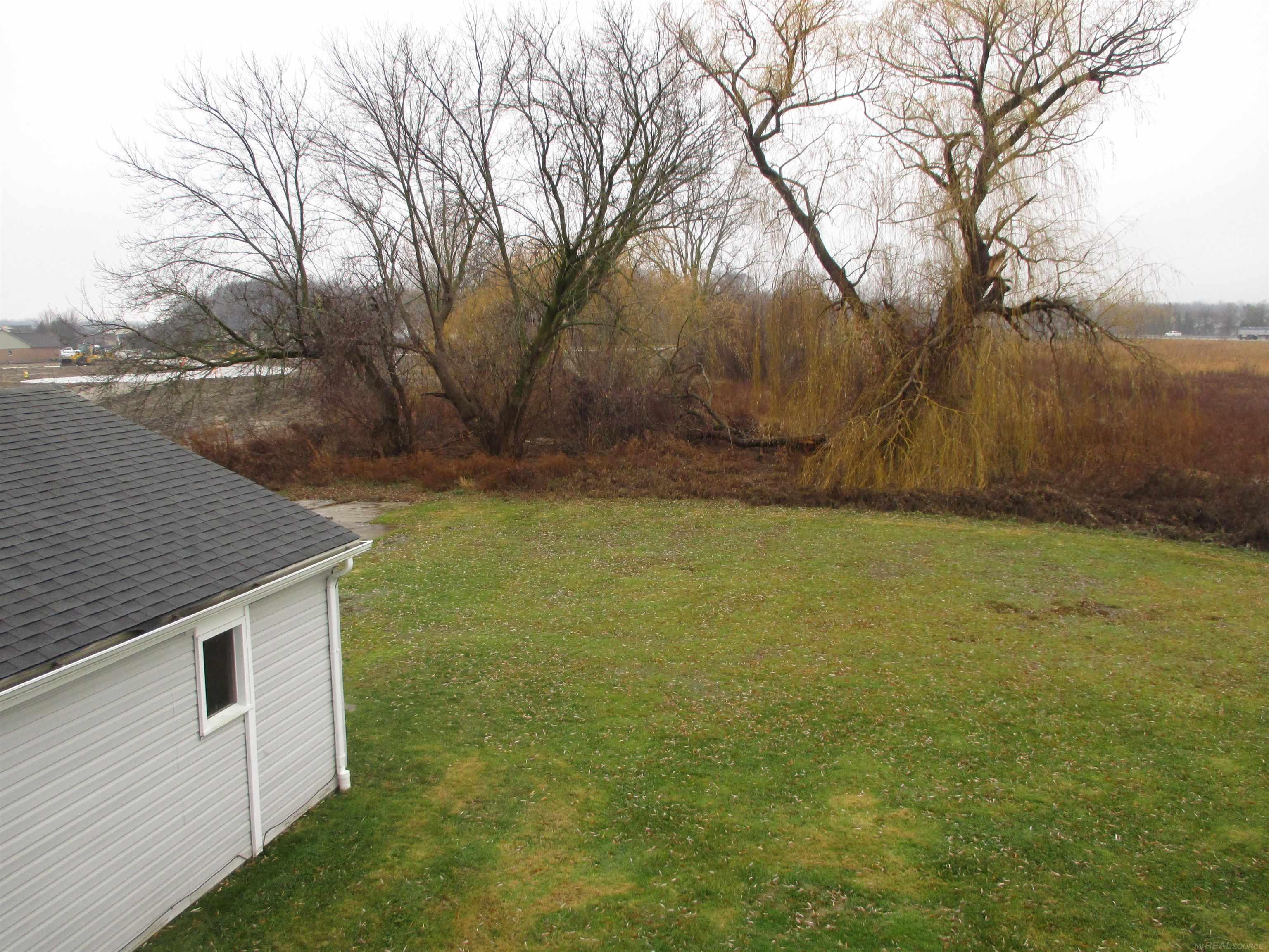 28000 Cotton Road New Baltimore, MI 48047 - Photo 34 of 37