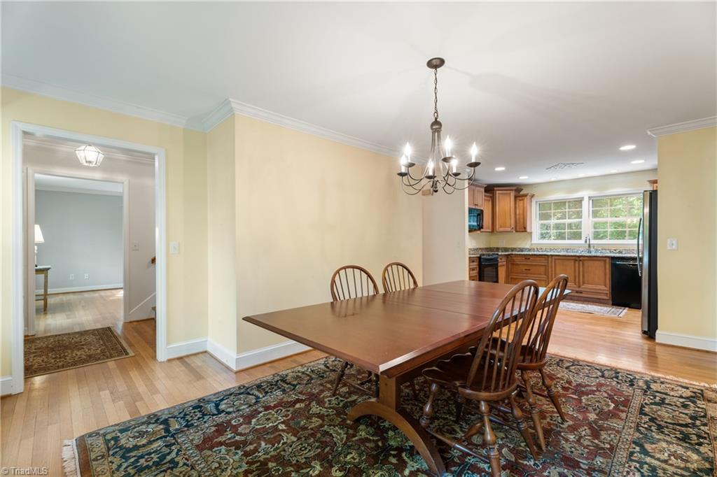 2460 Vincent Road Winston-Salem, NC 27106 - Photo 8 of 41