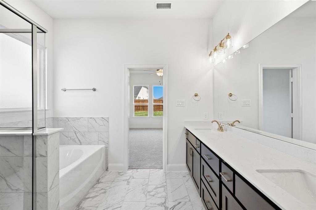 840 Oak Street Lavon, TX 75166 - Photo 28 of 40 36