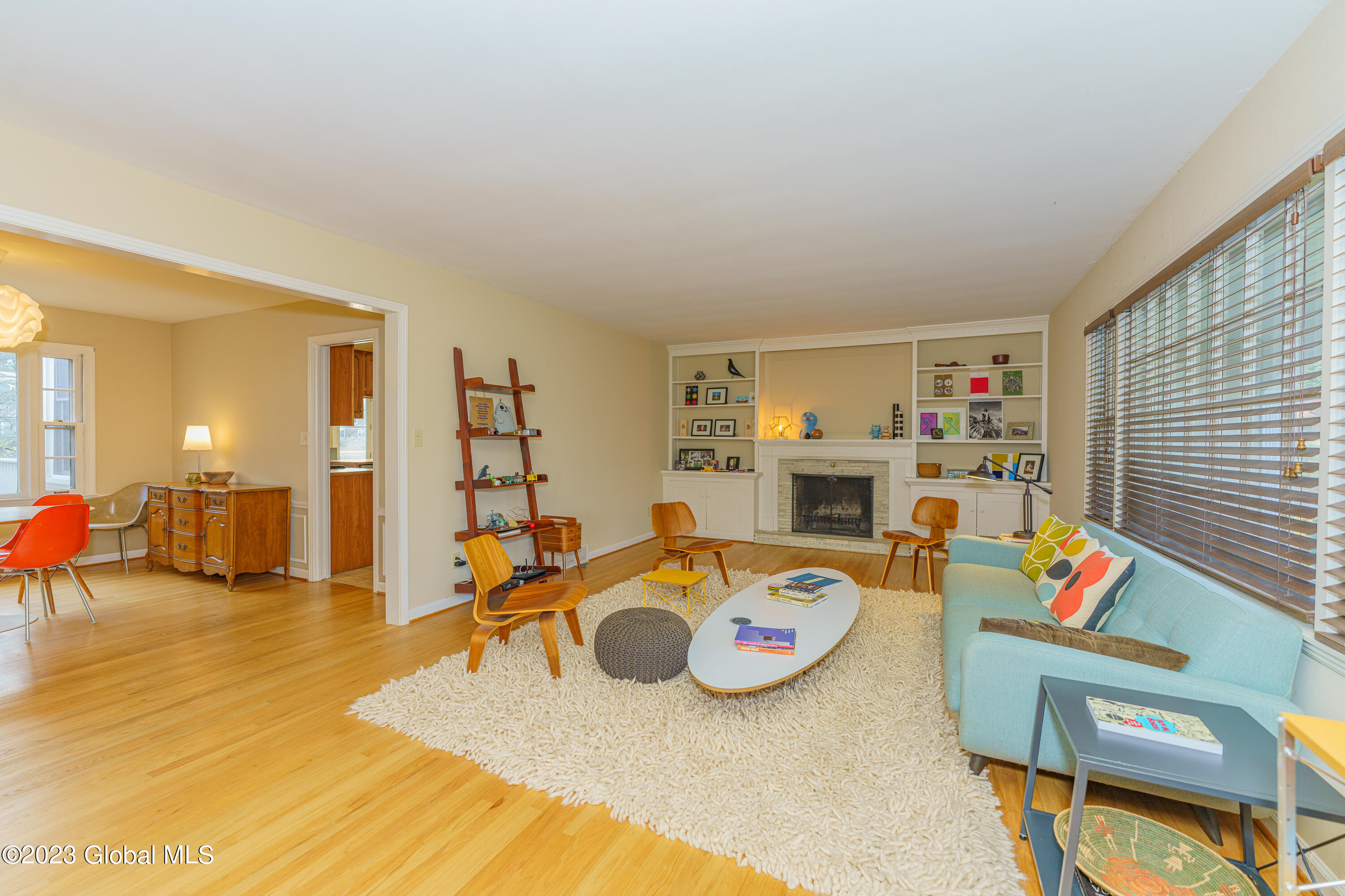 1316 Ruffner Road Niskayuna, NY 12309 - Photo 6 of 50 2 Livingroom 2