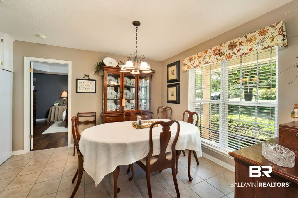 13441 J B Williams Road Loxley, AL 36551 - Photo 7 of 27 Breakfast Room