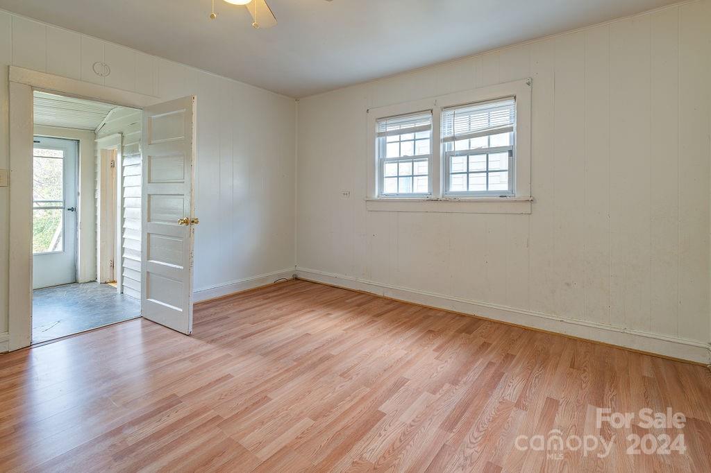 36 Ridge Street Asheville, NC 28801 - Photo 17 of 20 Gallery Image 17