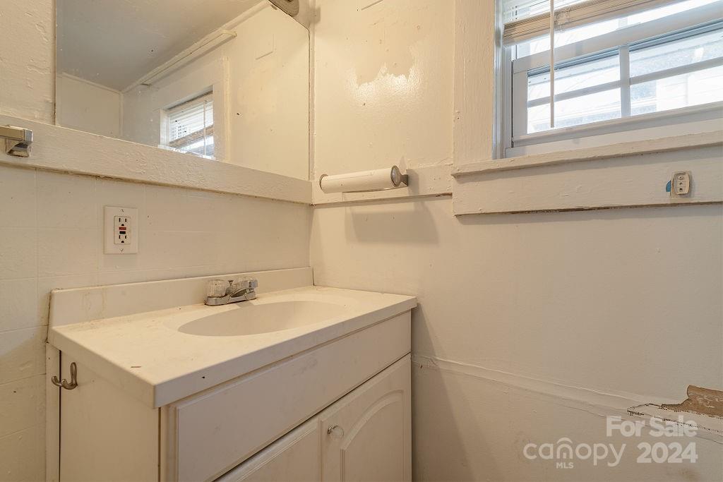 36 Ridge Street Asheville, NC 28801 - Photo 18 of 20 Gallery Image 18