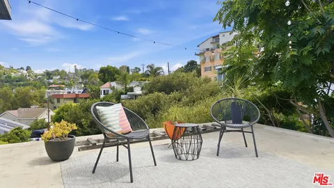$1,370,000 | 3234 Hillock Drive, Los Angeles, CA 90068