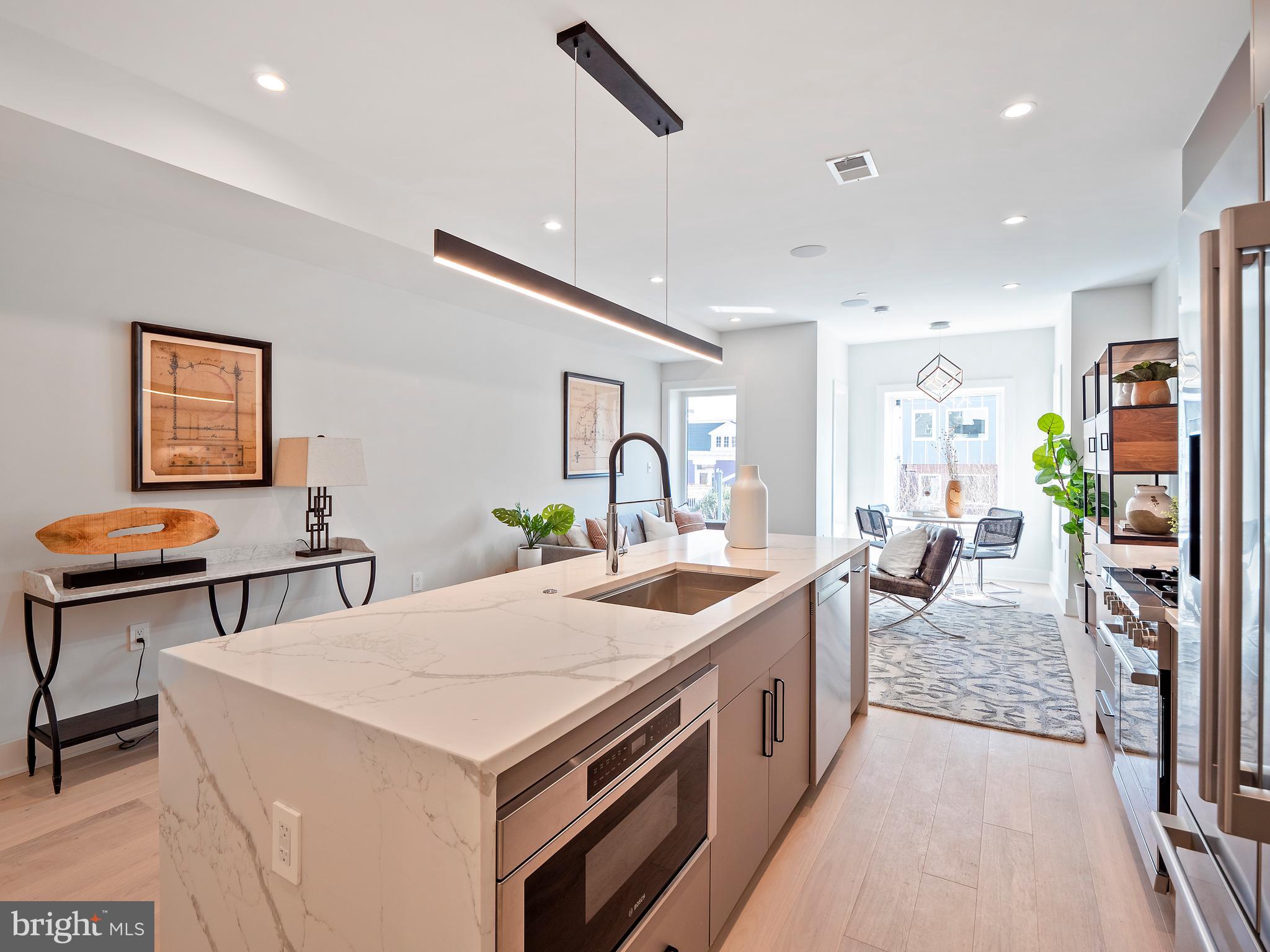 2466 Ontario Road Northwest, Unit 6 Washington, DC 20009 - Photo 2 of 29 Gallery Image 2