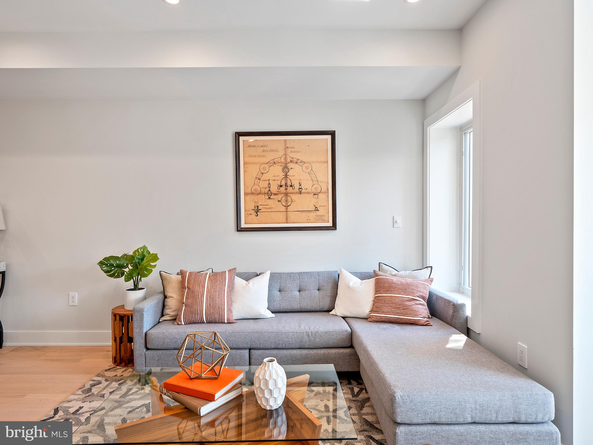 2466 Ontario Road Northwest, Unit 6 Washington, DC 20009 - Photo 12 of 29 Gallery Image 12