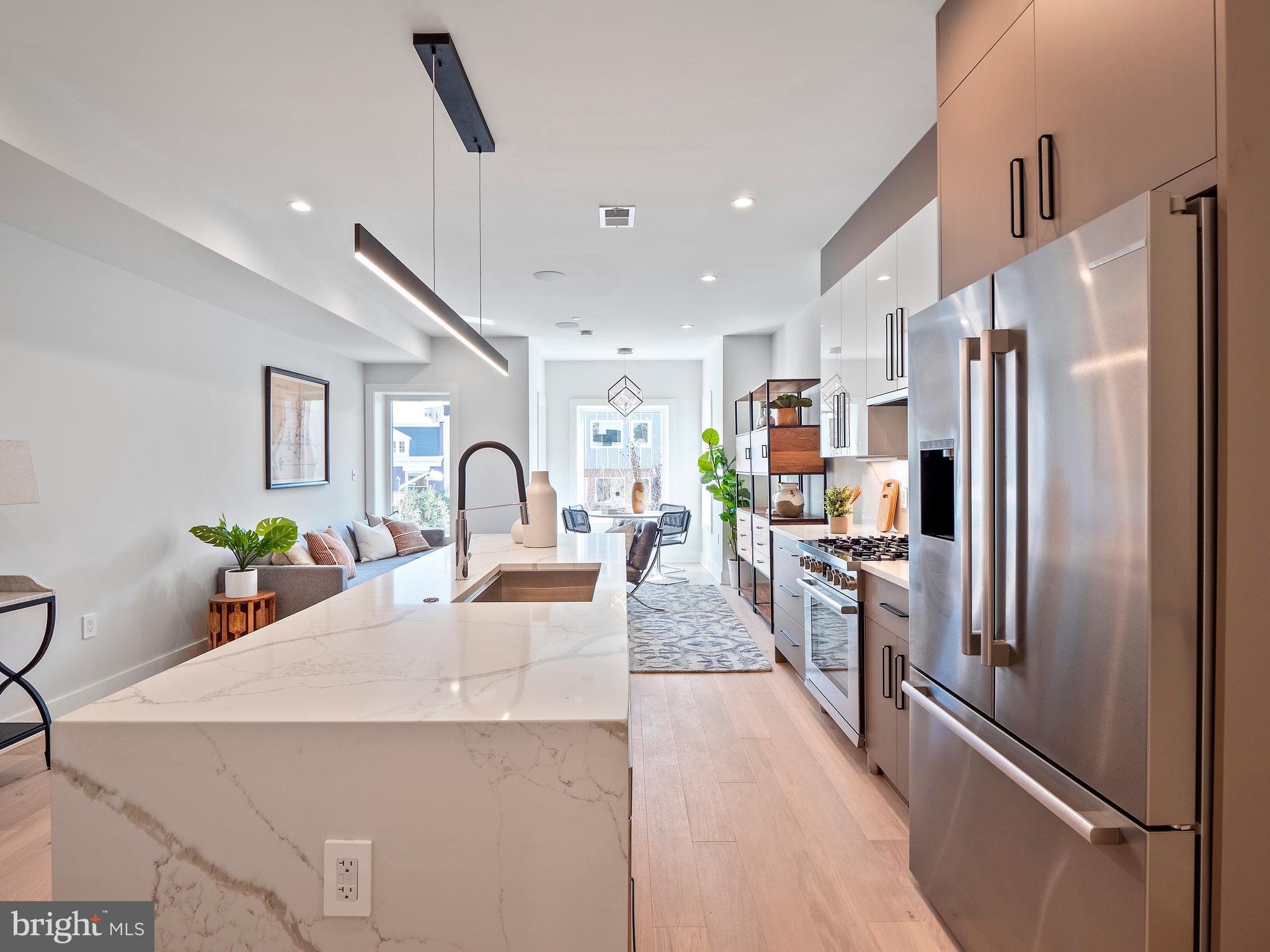 2466 Ontario Road Northwest, Unit 6 Washington, DC 20009 - Photo 3 of 29 Gallery Image 3