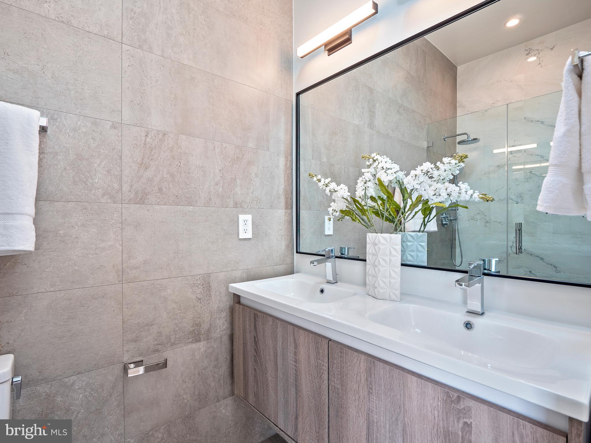 2466 Ontario Road Northwest, Unit 6 Washington, DC 20009 - Photo 22 of 29 Gallery Image 22