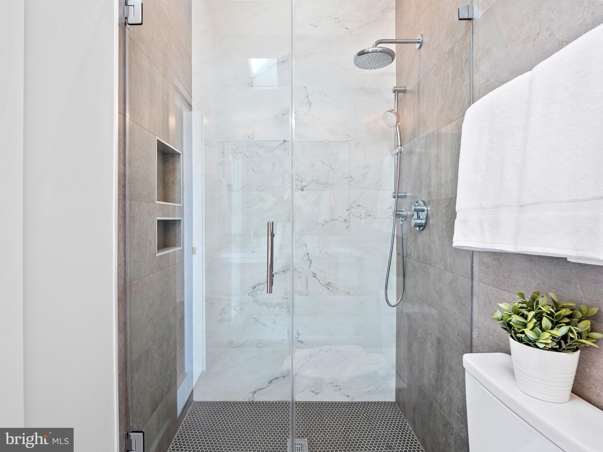 2466 Ontario Road Northwest, Unit 6 Washington, DC 20009 - Photo 23 of 29 Gallery Image 23
