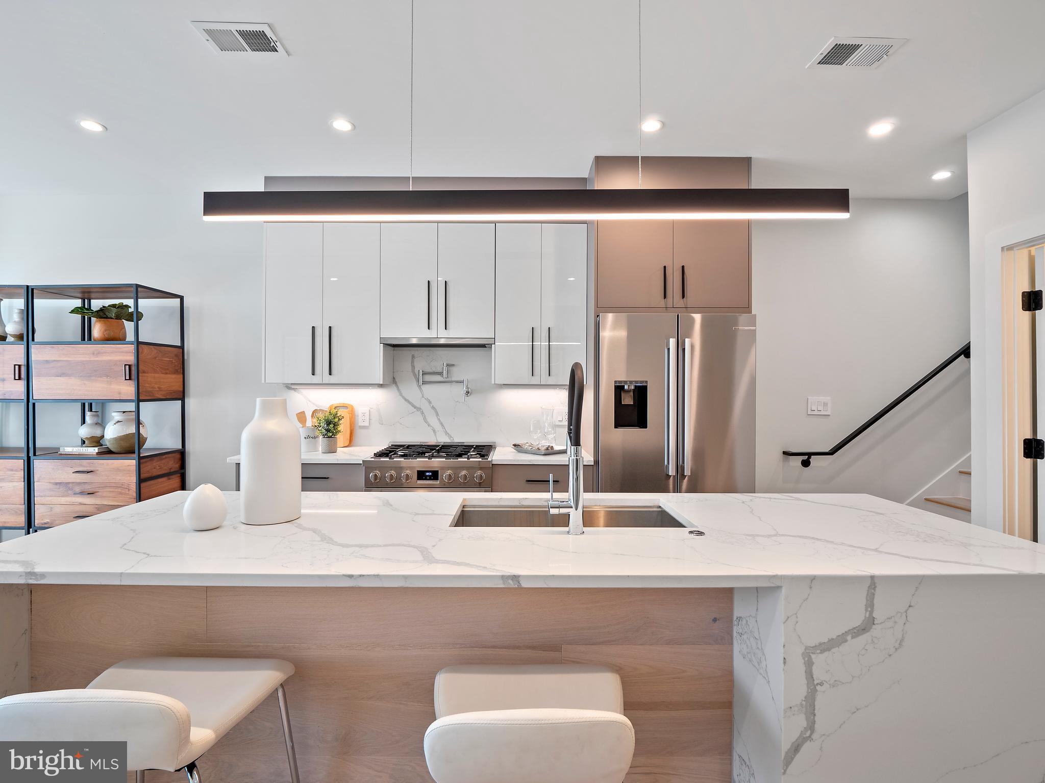 2466 Ontario Road Northwest, Unit 6 Washington, DC 20009 - Photo 5 of 29 Gallery Image 5