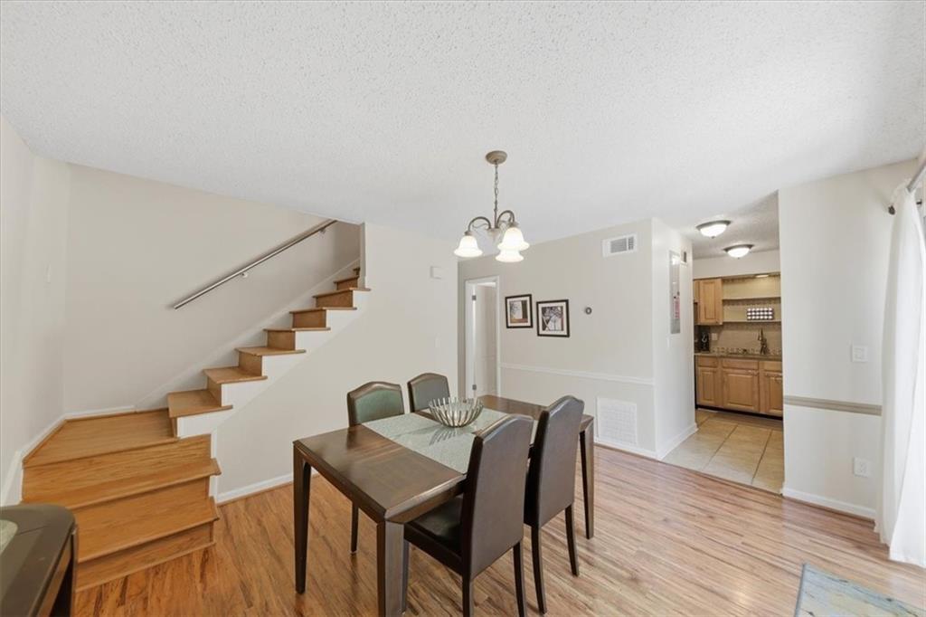 225 Triumph Drive Northwest Atlanta, GA 30327 - Photo 10 of 39